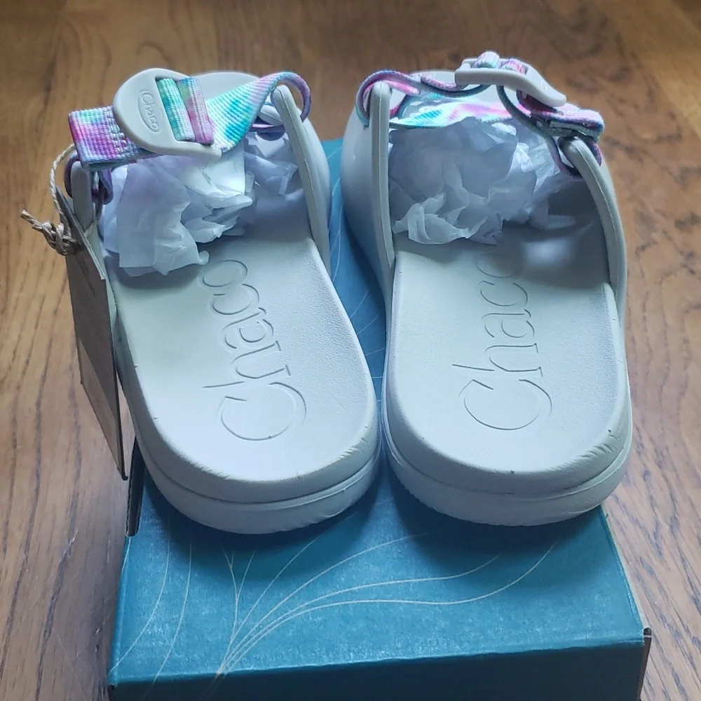 NIB Chaco Chillos Slide Sandal White And Multicolor Tie Dye Print Kids Size 4